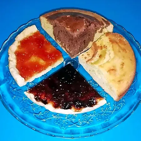 Отель Toschi *